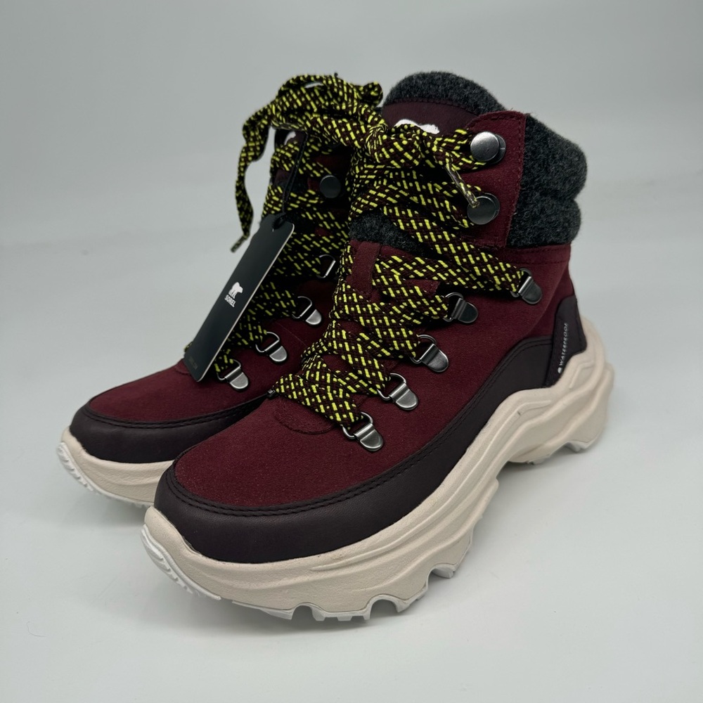 Sorel Kinetic Breakthru Conquest Booties‎ Cinder Women’s 5 Outdoor Hiking Boot